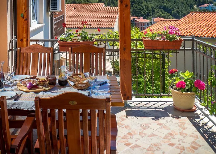 Davor Tomas Affittacamere Brela